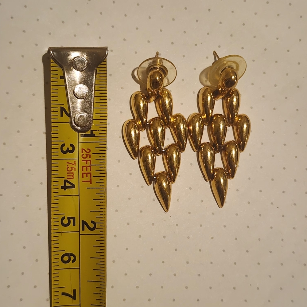 Vintage Monet Gold Plated Articulated Link Dangle Earrings - Picture 3 of 5